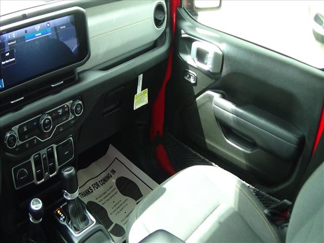2024 Jeep Gladiator NightHawk:C6919