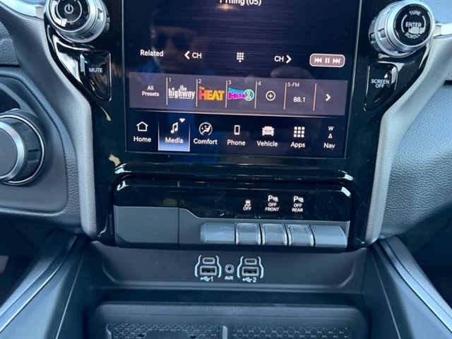 2027 RAM 1500 Big Horn:27-025