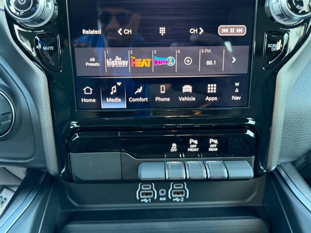 2027 RAM 1500 Big Horn:27-020