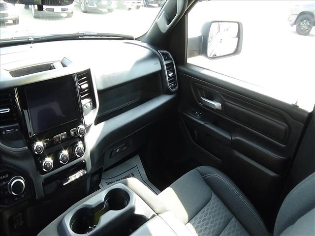 2025 RAM 1500 Warlock:C7064