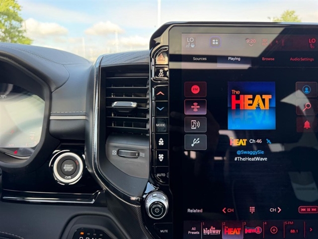 2027 RAM 1500 Limited:27-037
