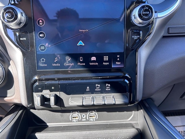 2026 RAM 1500 Laramie:26-012