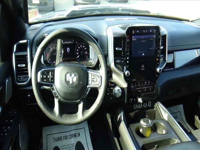 2025 RAM 1500 Laramie:C7070