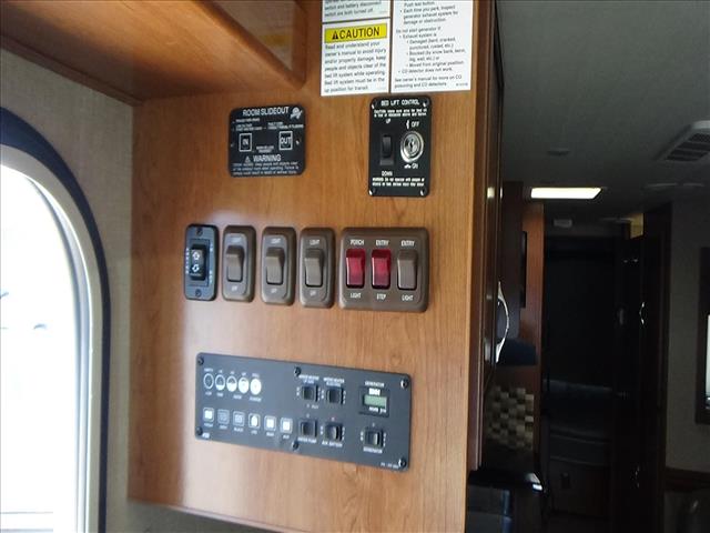 2016 Ford F-350 Super Duty Fleetwood Flair:C6758