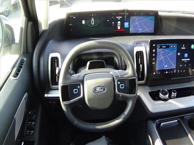 2025 Ford Expedition Active:C6888