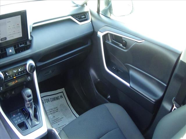 2024 Toyota RAV4 LE:C6808