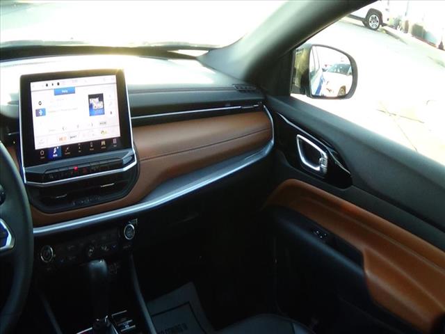 2025 Jeep Compass Limited:C6704