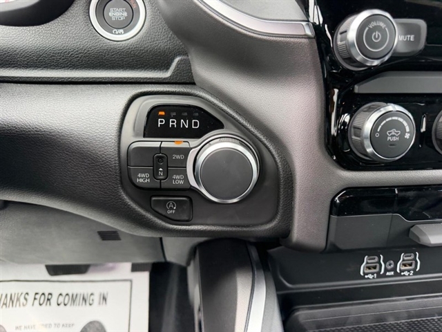 2026 RAM 1500 Express:26-213