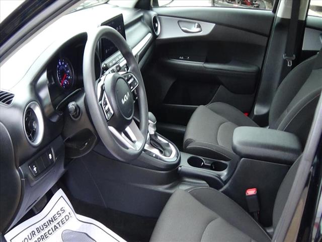 Photo of 2024 Kia Forte LXS in Cape Girardeau, MO - 15,  2024 Kia Forte LXS:C6580