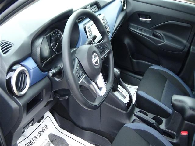 2025 Nissan Versa SV:C6848