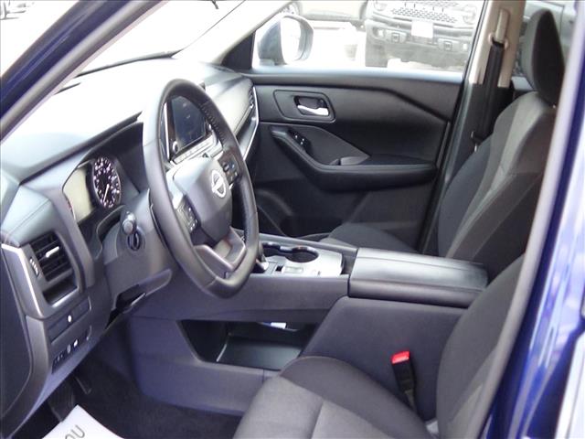 2025 Nissan Rogue SV:C6868