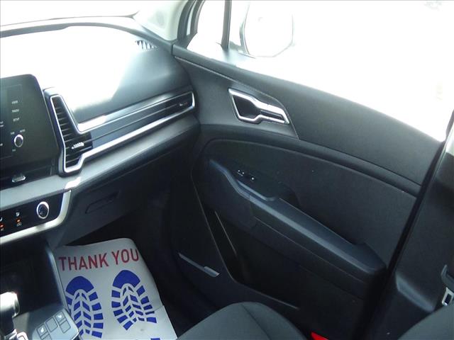 2025 Kia Sportage LX:C6883