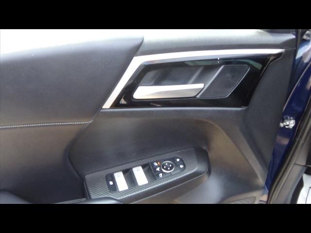 2023 Mitsubishi Outlander PHEV SE