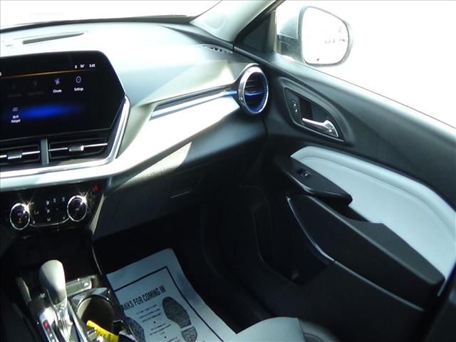2025 Chevrolet Trax LT:C7011