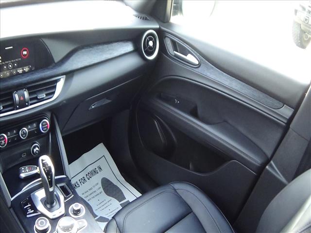 2024 Alfa Romeo Stelvio Sprint:C6874