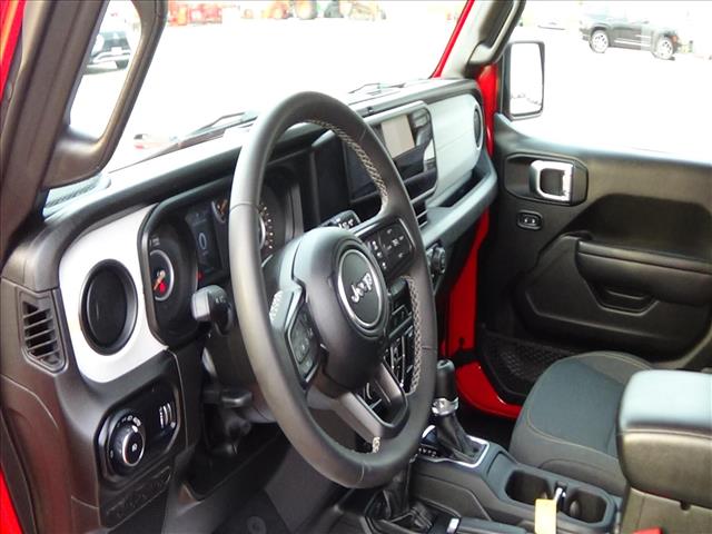 2025 Jeep Wrangler Sport S:C6830