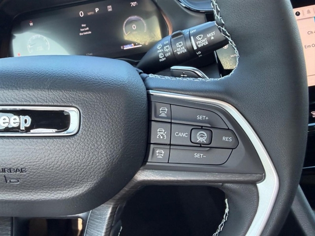 2027 Jeep Grand Cherokee L Altitude:27-030