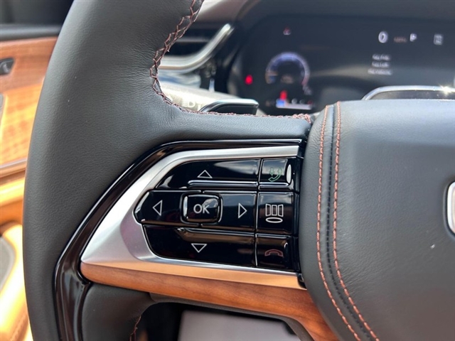 2025 Jeep Grand Cherokee L Summit Reserve