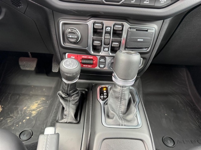 2026 Jeep Wrangler Moab 392:26-138