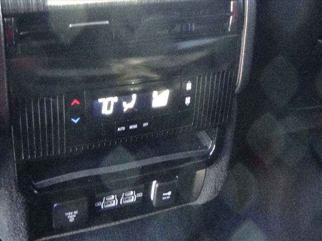 2022 Jeep Wagoneer Series II:C6619