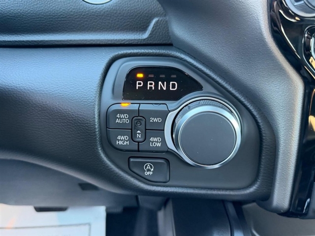 2027 RAM 1500 Big Horn:27-010