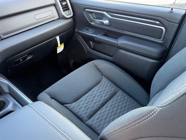 2027 RAM 1500 Big Horn:27-034
