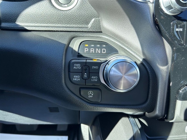 2026 RAM 1500 Laramie:26-041