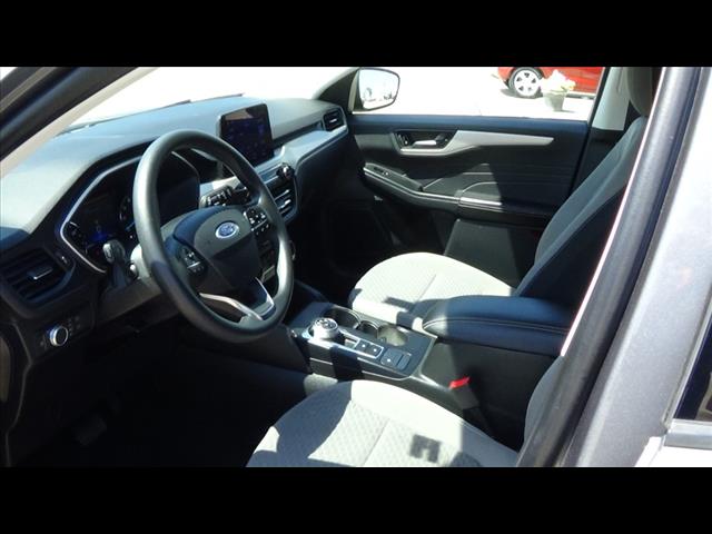2022 Ford Escape Hybrid SE