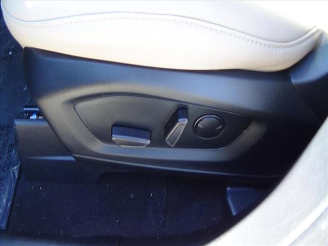 2023 Ford Explorer Limited:C6185