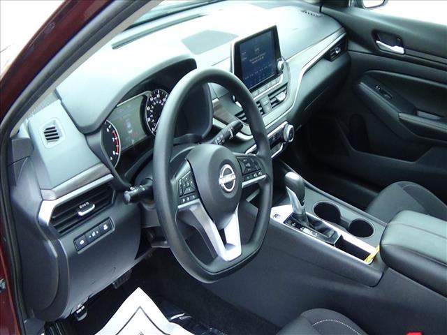 2025 Nissan Altima 2.5 SV:C6831