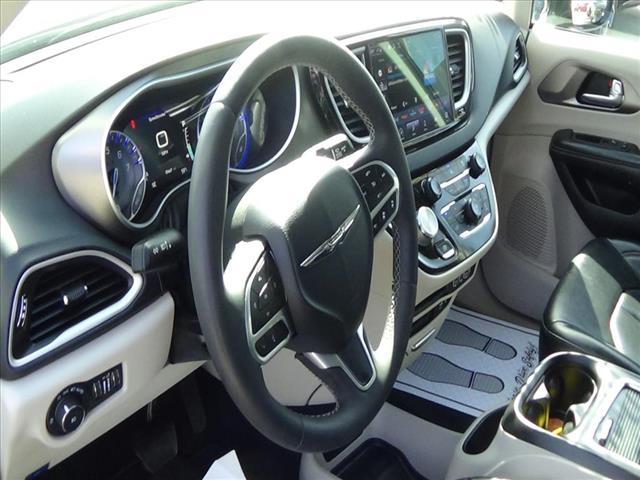 2024 Chrysler Voyager LX:C6451