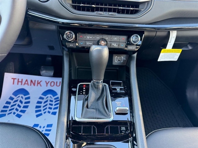 2026 Jeep Compass Latitude:26-015