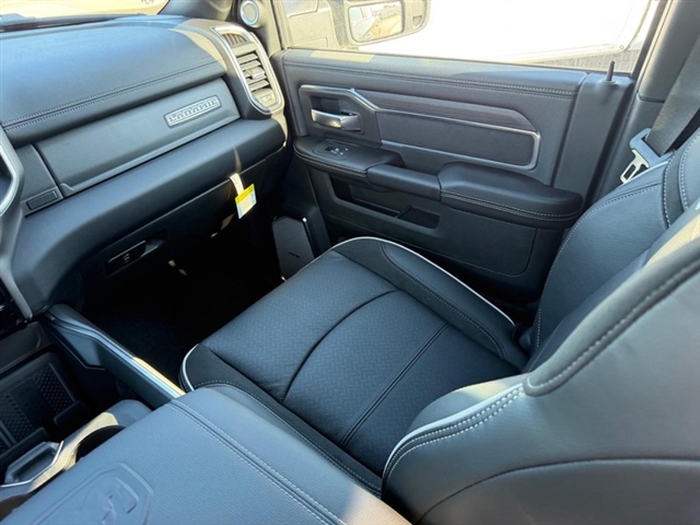 2027 RAM 2500 Laramie:27-023