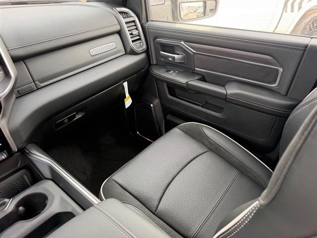 2027 RAM 2500 Laramie:27-029