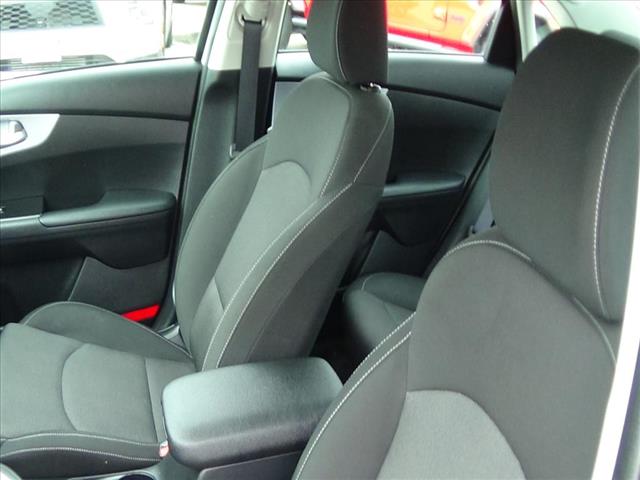 2024 Kia Forte LXS:C6640