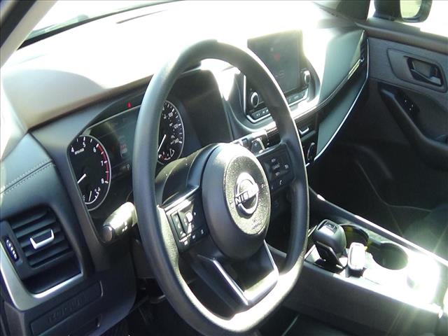 2023 Nissan Rogue S:C6775A