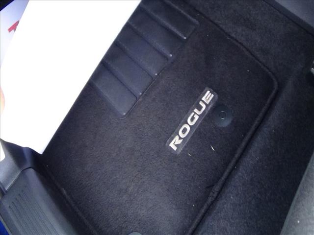 2025 Nissan Rogue SV:C6868