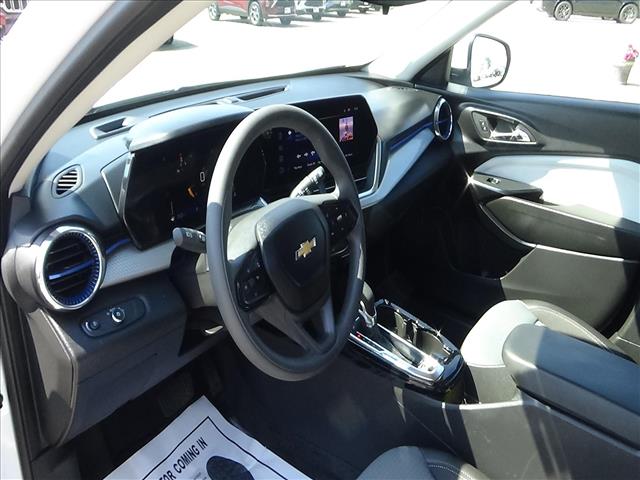 2025 Chevrolet Trax LT:C7087