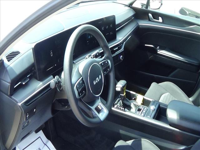 2025 Kia K5 LXS:C6880