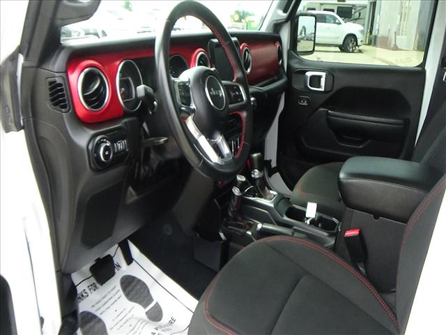 2022 Jeep Wrangler Unlimited Rubicon:26-151B