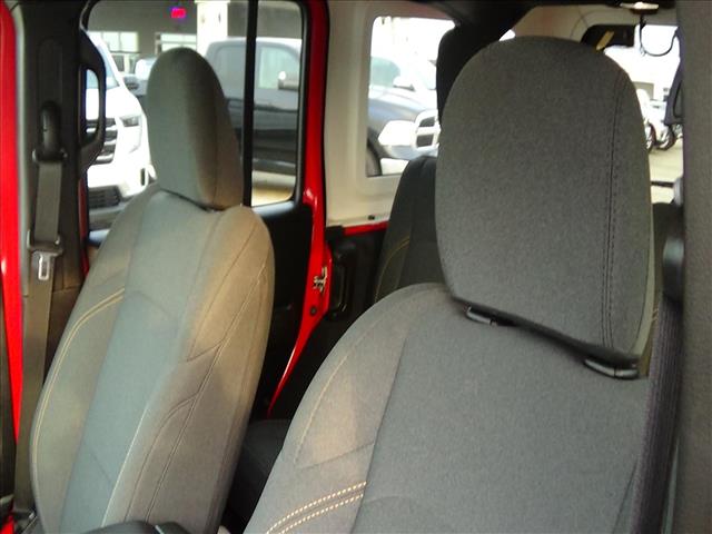 2025 Jeep Wrangler Sport S:C6830