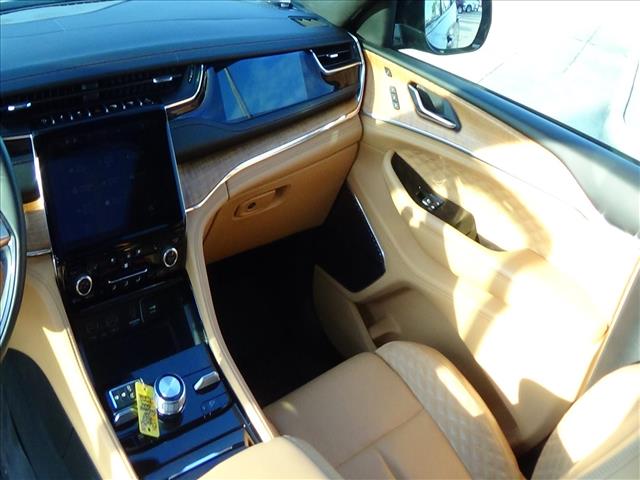 2024 Jeep Grand Cherokee L Summit Reserve:C6628A