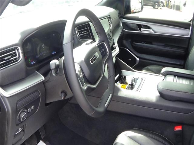 2025 Jeep Wagoneer L Base:C6863