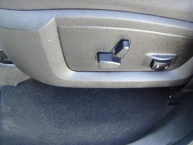 Photo of 2023 RAM 1500 Classic SLT in Cape Girardeau, MO - 17,  2023 RAM 1500 Classic SLT:C6445