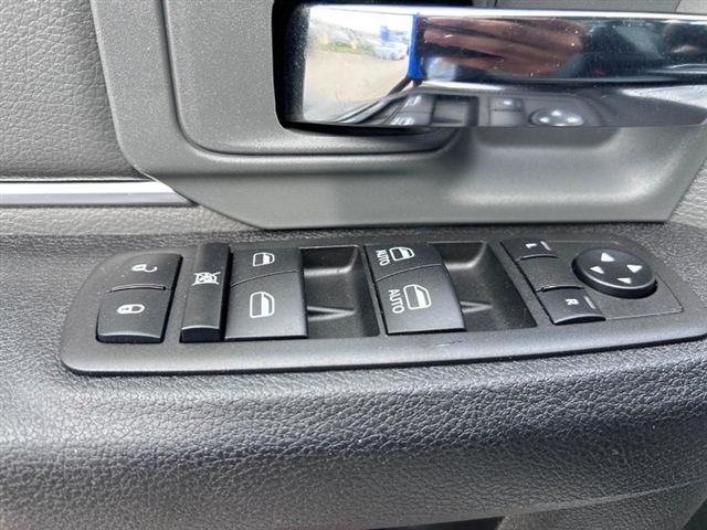 2023 RAM 1500 Classic SLT
