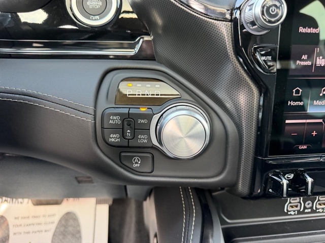 2027 RAM 1500 Limited:27-037