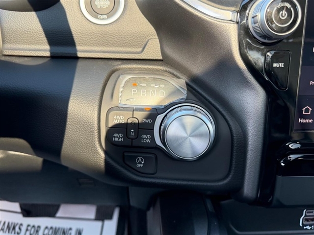 2027 RAM 1500 Laramie:27-021