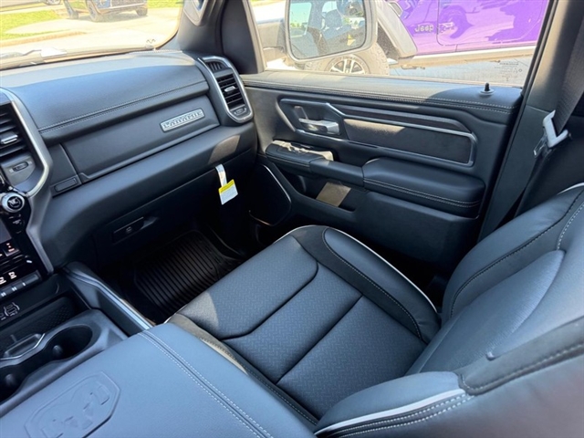 2026 RAM 1500 Laramie:26-098