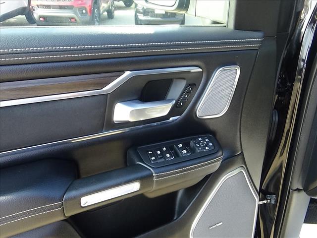 2025 RAM 1500 Laramie:C7070