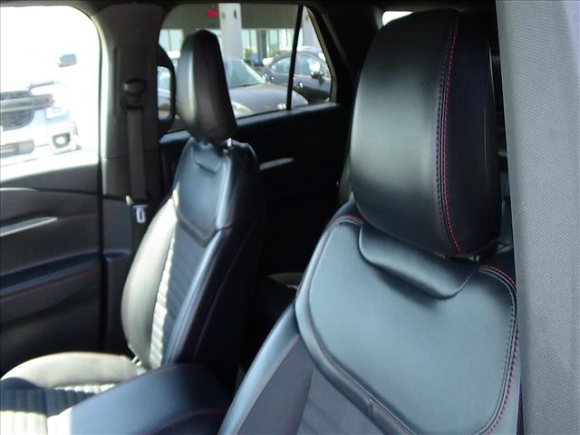 2025 Ford Explorer ST-Line:C7096